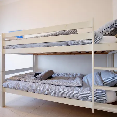 Sur Quai Avec Exterieur Et Parking Apartment