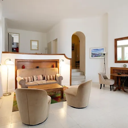 Apartment Spacieux Avec Jardin Et Parking *
