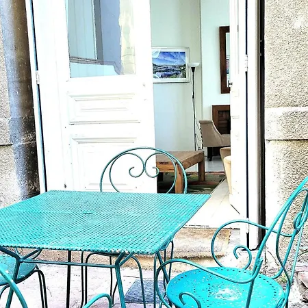 Spacieux Avec Jardin Et Parking